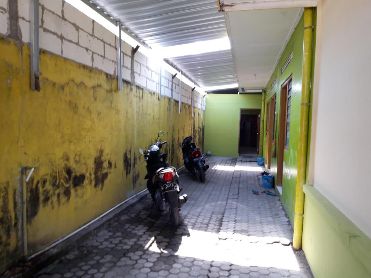 Janti Transit Room Syariah Maguwo エクステリア 写真